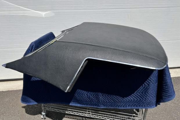 Chevrolet Corvette C3 Removable Vinyl Hardtop - Image 2